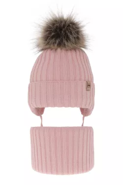 Dívčí zimní čepice s nákrčníkem